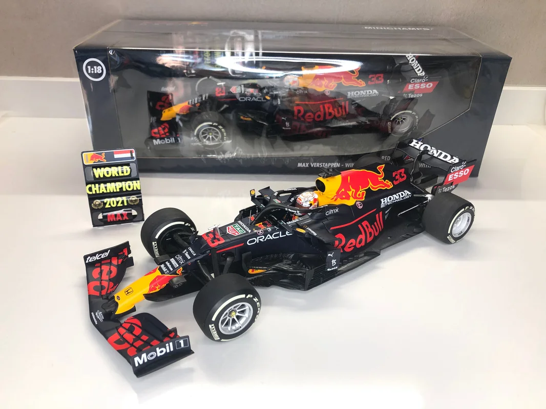 triplecrownmodelstore293174