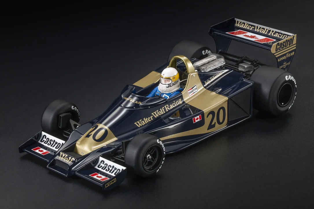 triplecrownmodelstore298187