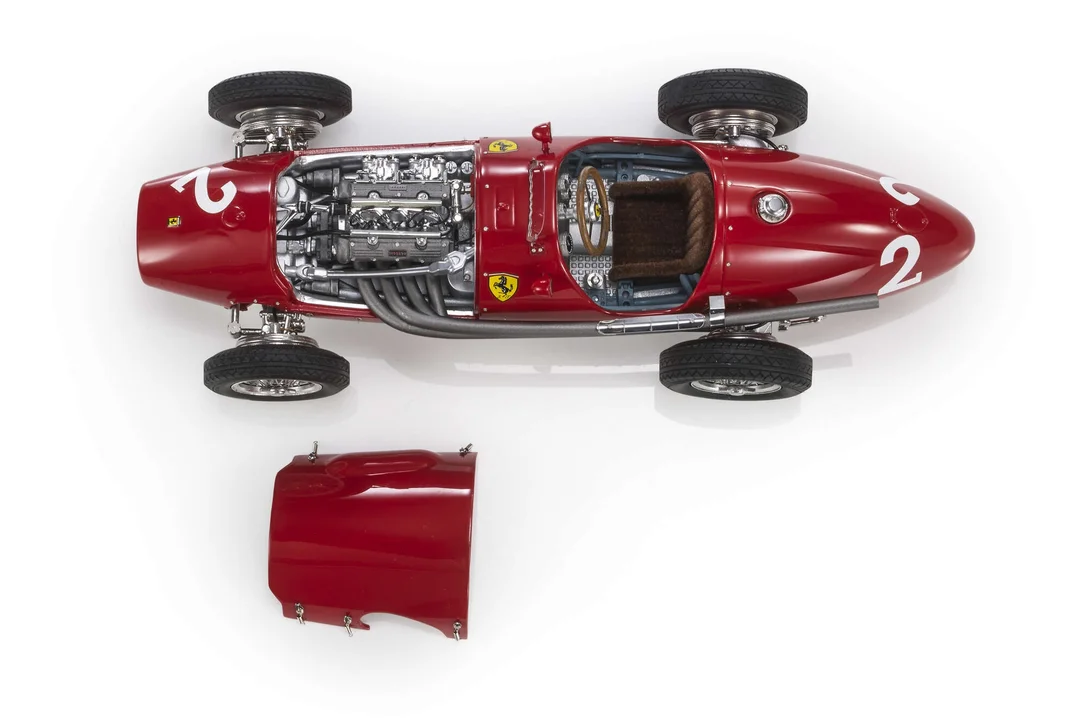 triplecrownmodelstore298361