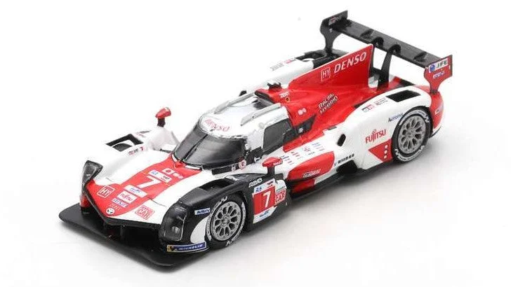 triplecrownmodelstore300115
