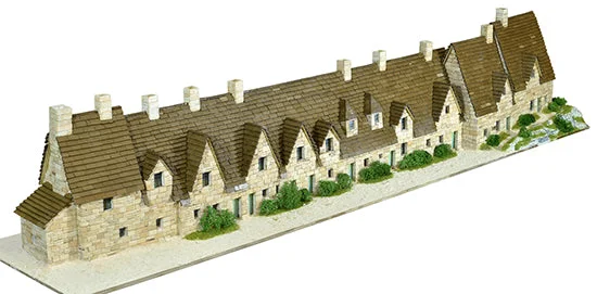 triplecrownmodelstore301475
