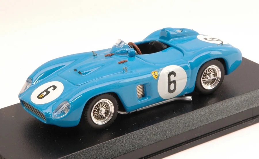 triplecrownmodelstore301592