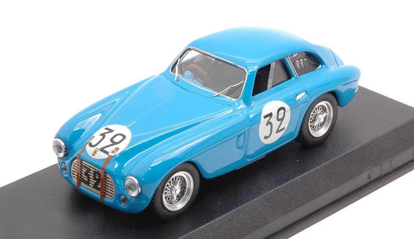 triplecrownmodelstore301701