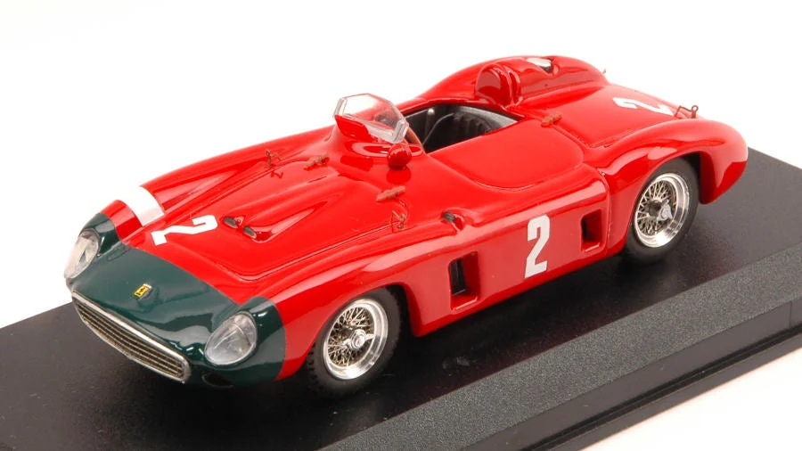 triplecrownmodelstore302043