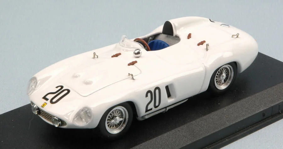 triplecrownmodelstore302113