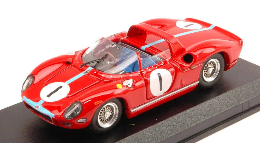 triplecrownmodelstore302139