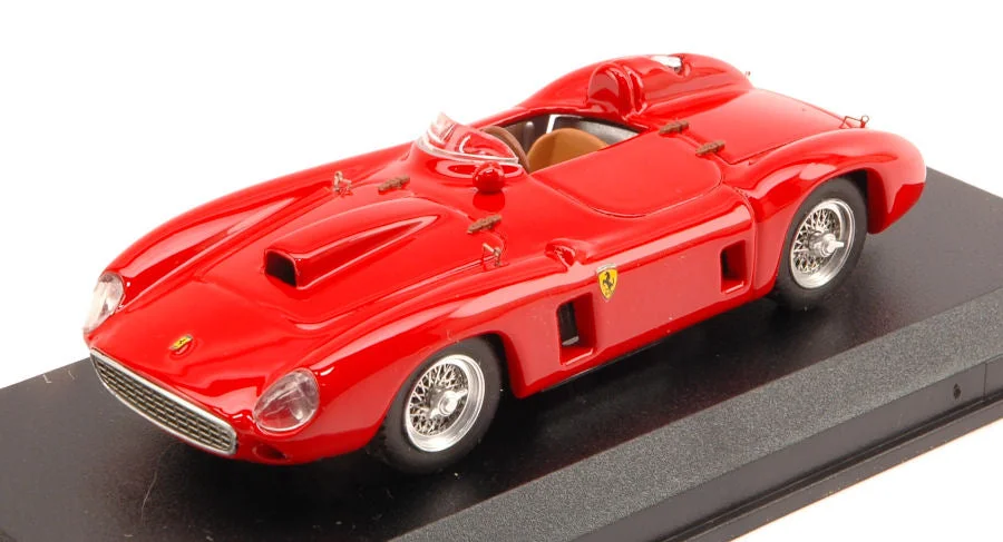 triplecrownmodelstore302143