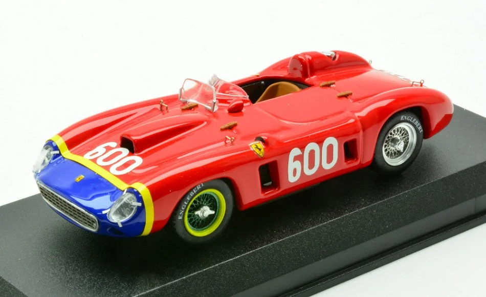 triplecrownmodelstore302230