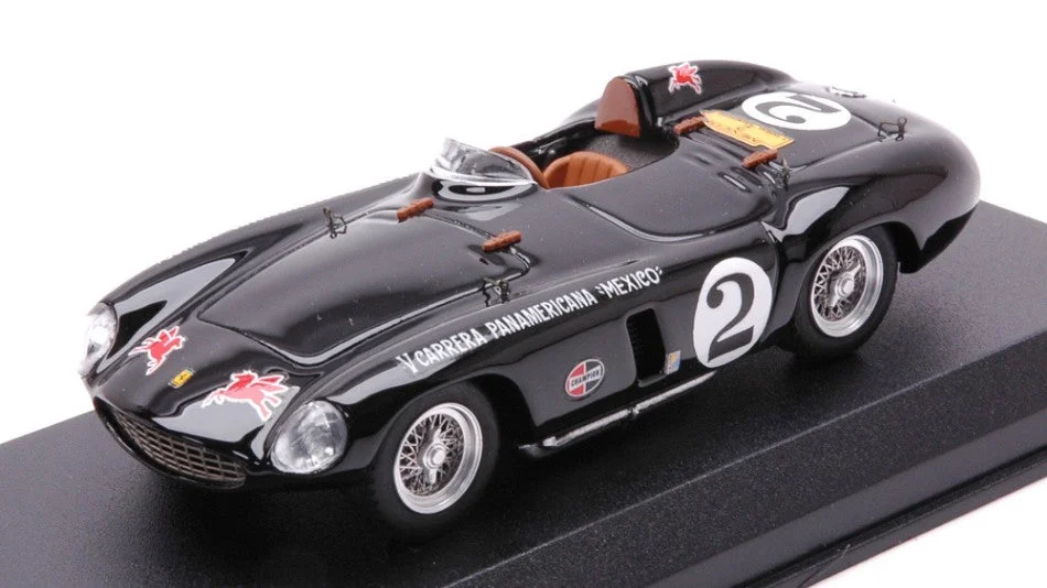 triplecrownmodelstore302313