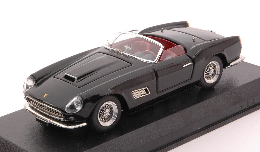 triplecrownmodelstore302459