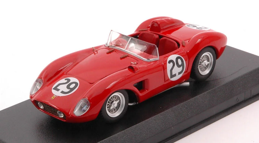 triplecrownmodelstore302468
