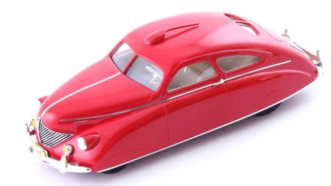 triplecrownmodelstore302701