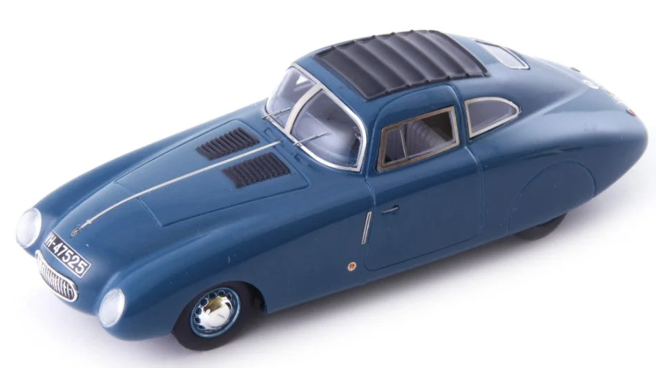 triplecrownmodelstore302707