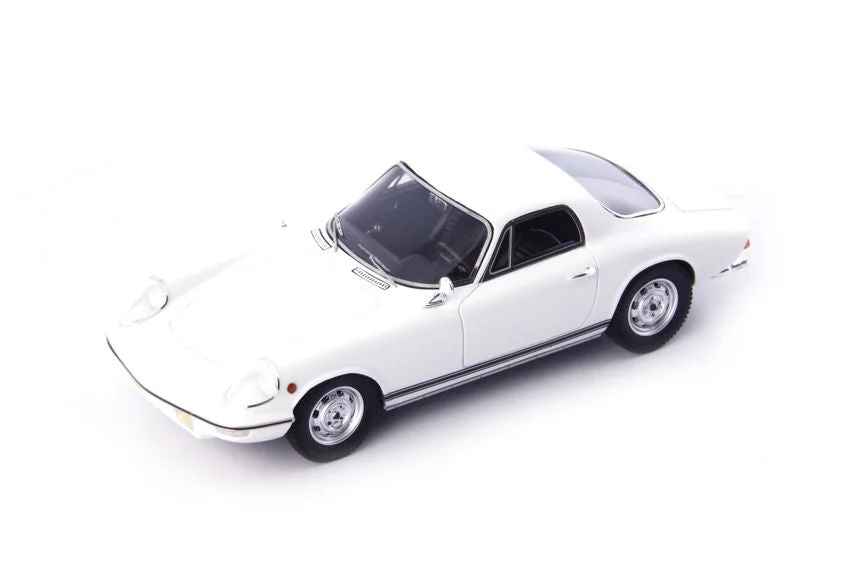 triplecrownmodelstore302721