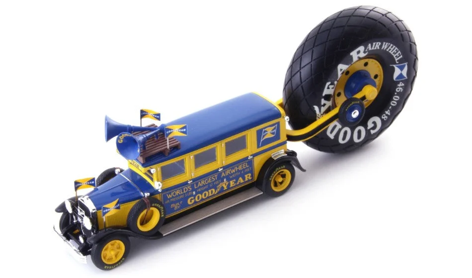triplecrownmodelstore302858
