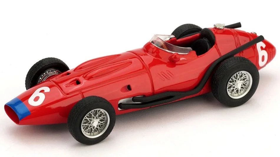 triplecrownmodelstore303455