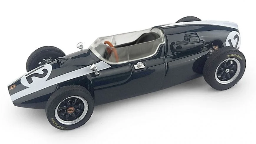 triplecrownmodelstore303553