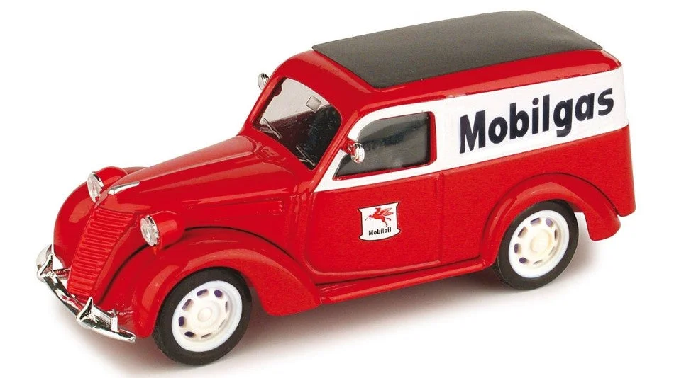 triplecrownmodelstore303711