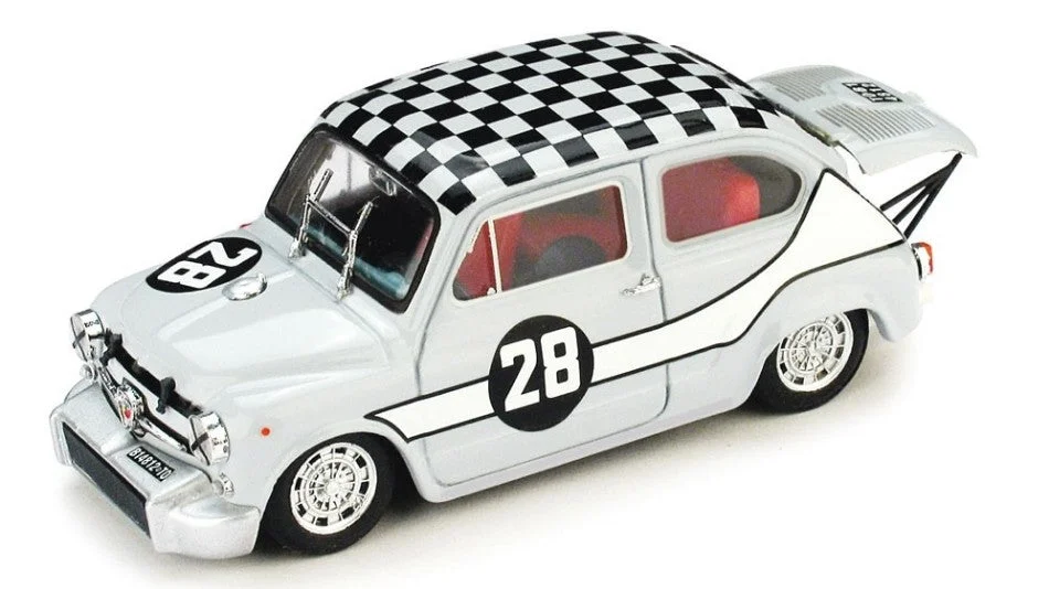 triplecrownmodelstore304317
