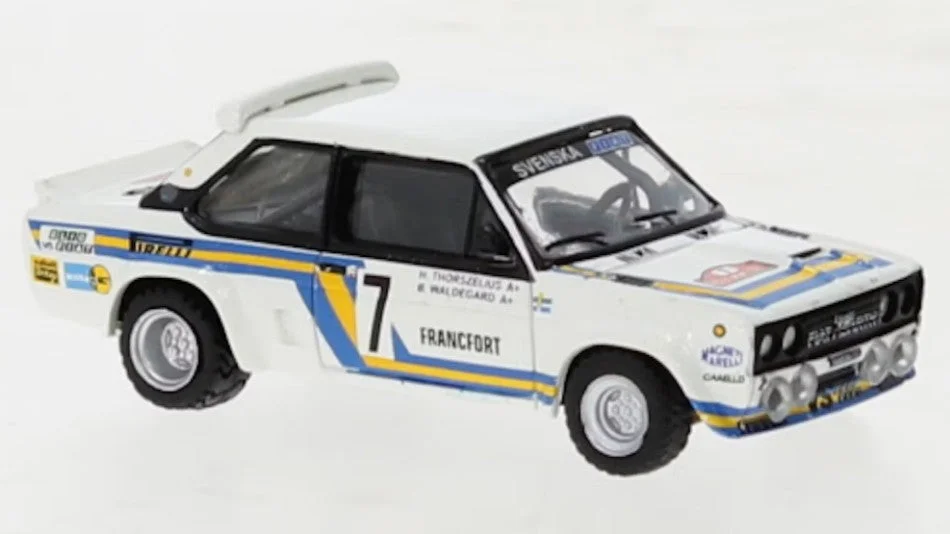 triplecrownmodelstore308070
