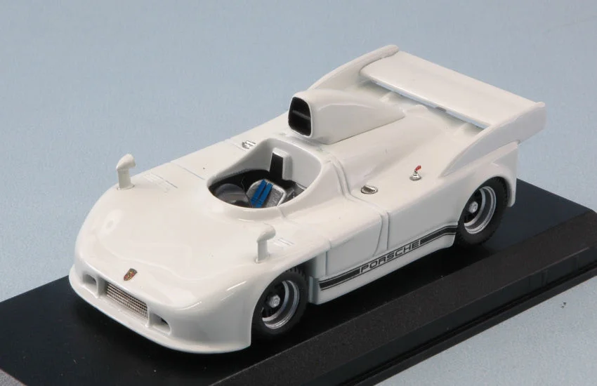 triplecrownmodelstore311692