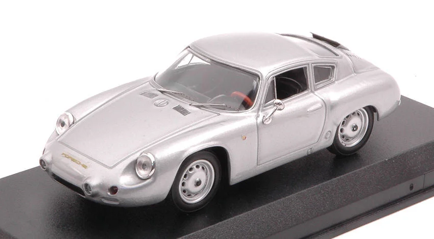 triplecrownmodelstore311833