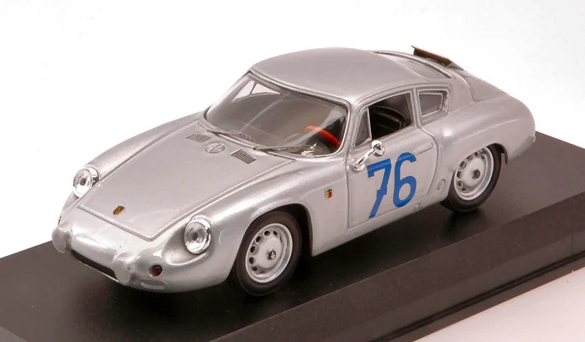 triplecrownmodelstore311846