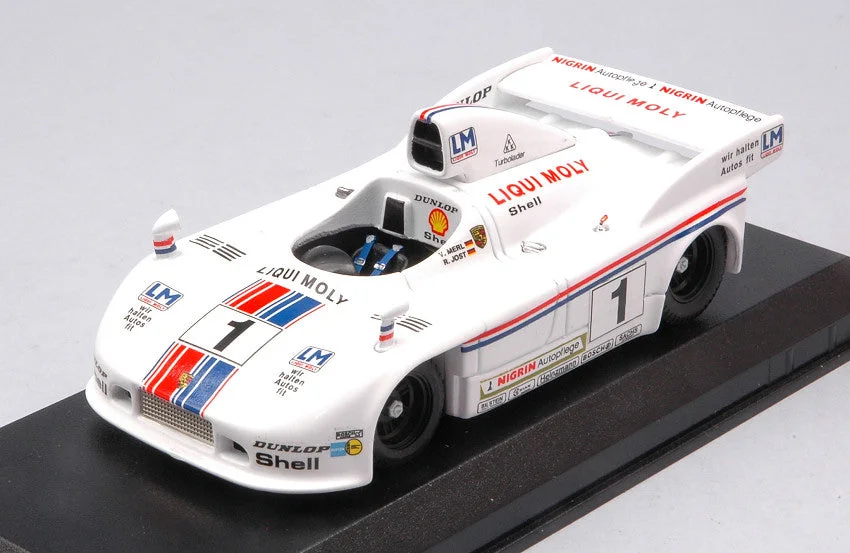 triplecrownmodelstore313389