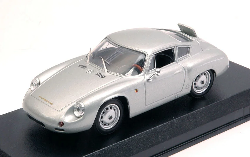 triplecrownmodelstore314245