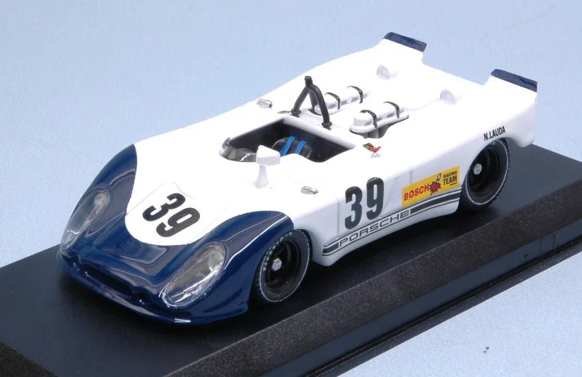 triplecrownmodelstore314464