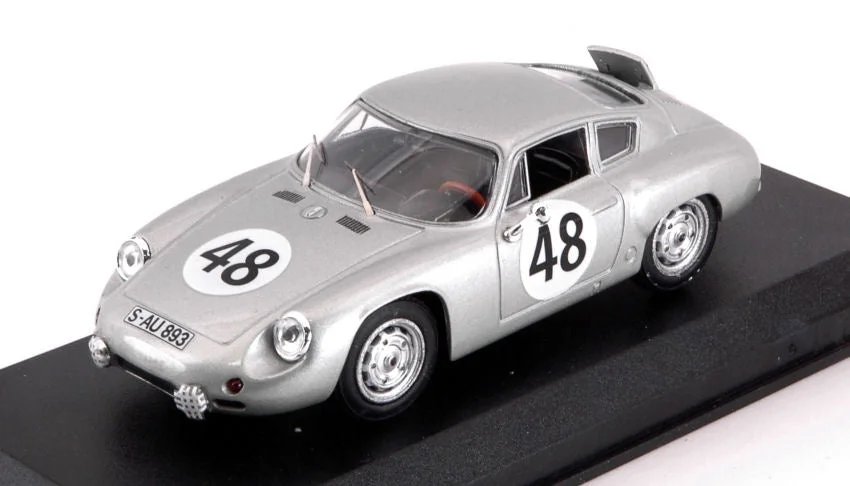 triplecrownmodelstore314701