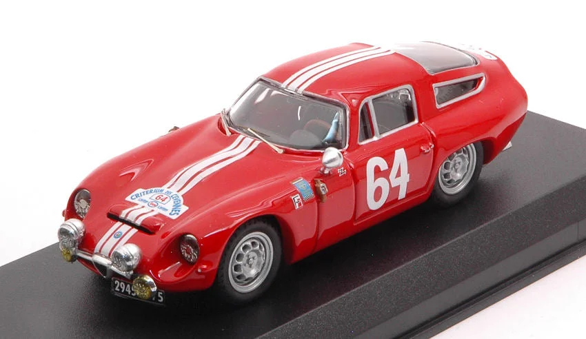 triplecrownmodelstore315299