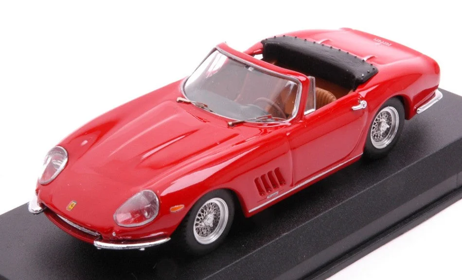 triplecrownmodelstore315743