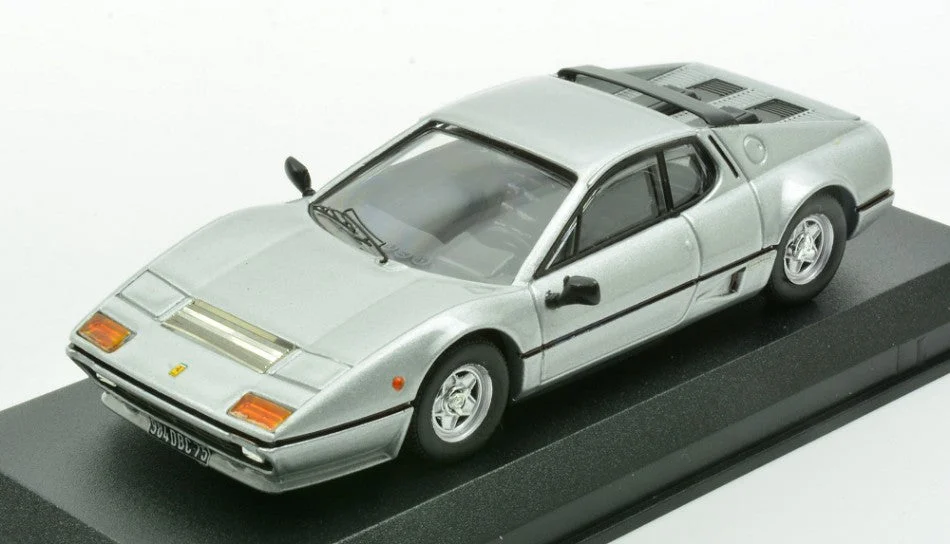 triplecrownmodelstore316184