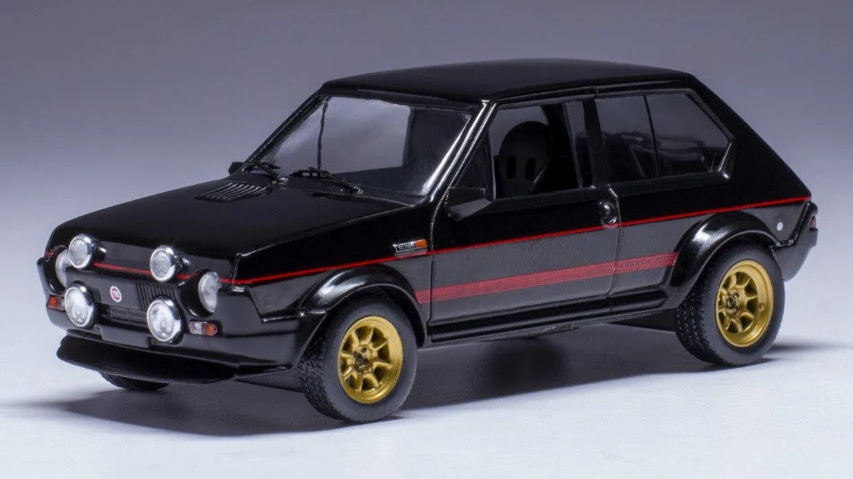 triplecrownmodelstore320909