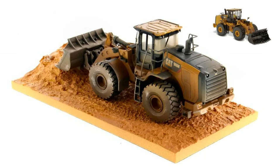 triplecrownmodelstore323175
