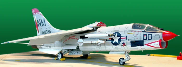 triplecrownmodelstore339510