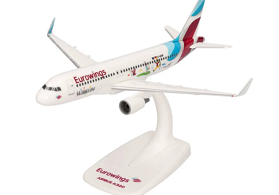 triplecrownmodelstore342026