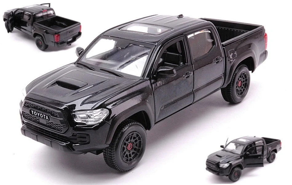 triplecrownmodelstore362315