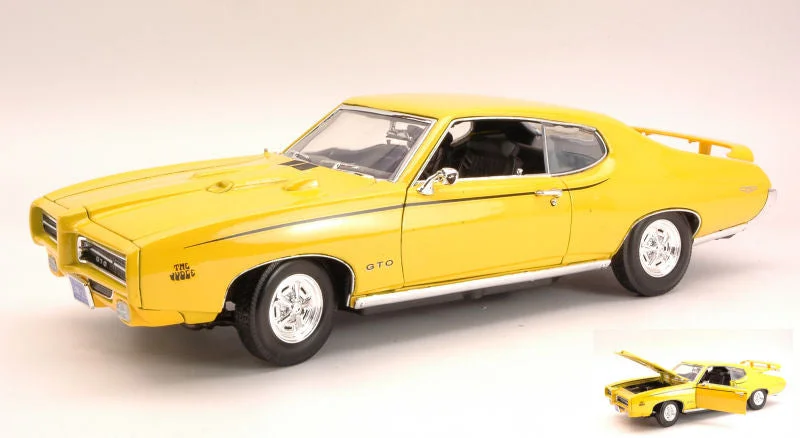 triplecrownmodelstore363874