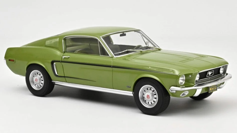 triplecrownmodelstore364184
