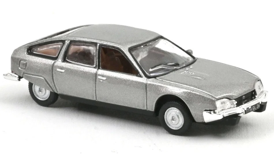 triplecrownmodelstore364214