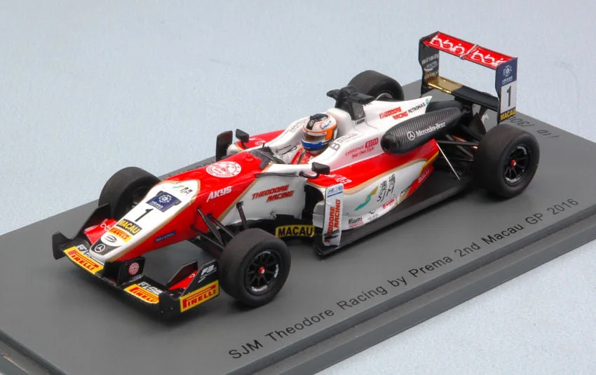 triplecrownmodelstore366704