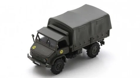 triplecrownmodelstore367150