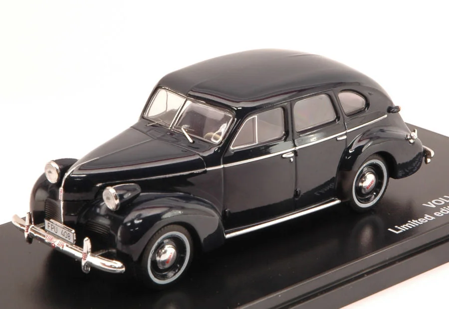 triplecrownmodelstore368513