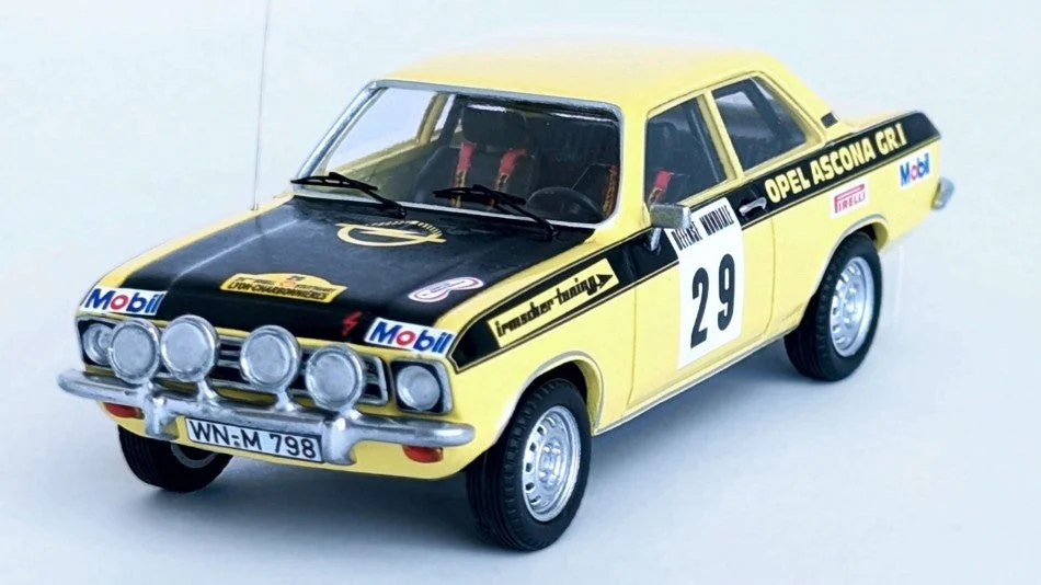 triplecrownmodelstore368704