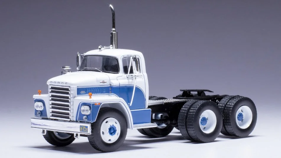 triplecrownmodelstore370256