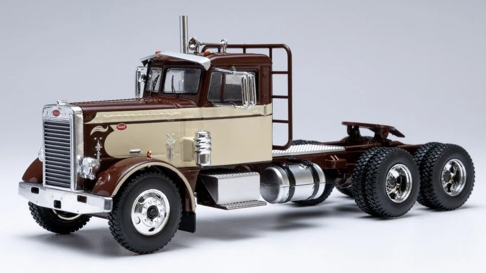 triplecrownmodelstore370358