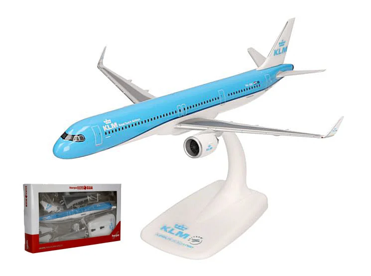 triplecrownmodelstore374024