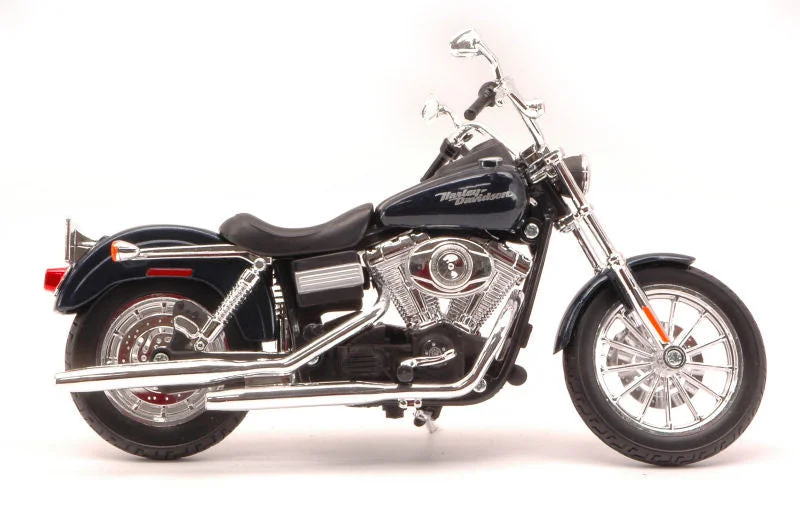 triplecrownmodelstore375303